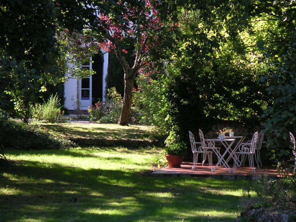 Bed and Breakfast Domaine De Bassibe Ségos Exterior foto