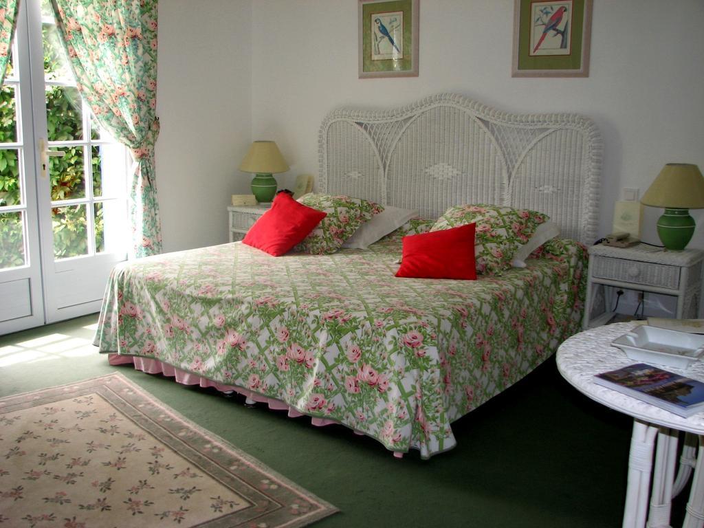 Bed and Breakfast Domaine De Bassibe Ségos Zimmer foto